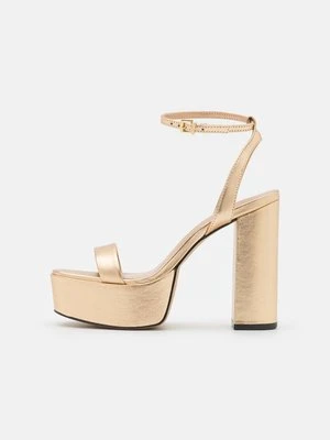 Sandały na obcasie ALDO