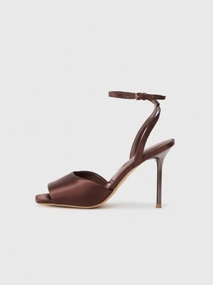 Sandały na obcasie ALDO