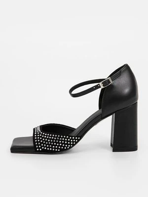 Sandały na obcasie ALOHAS