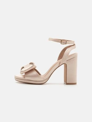 Sandały na obcasie Anna Field