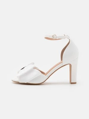 Sandały na obcasie Anna Field