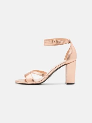 Sandały na obcasie Anna Field