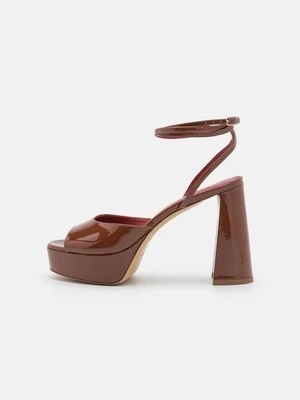 Sandały na obcasie Bettina Vermillon