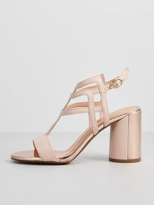 Sandały na obcasie Bruno Premi