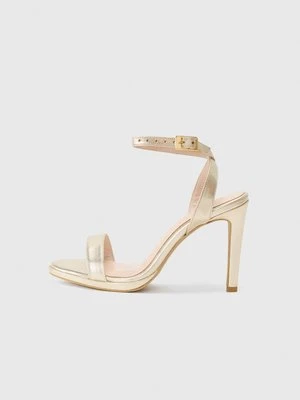 Sandały na obcasie bStore