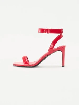 Sandały na obcasie Call it Spring