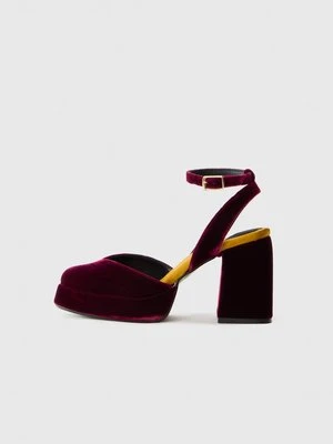 Sandały na obcasie Castañer