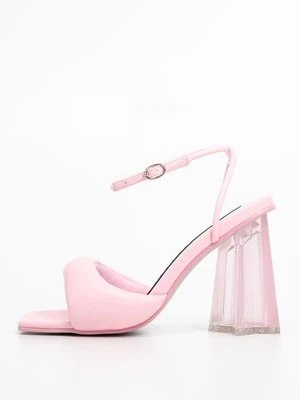 Sandały na obcasie CHIARA FERRAGNI