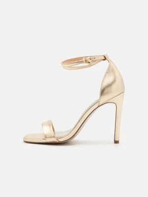 Sandały na obcasie Even&Odd