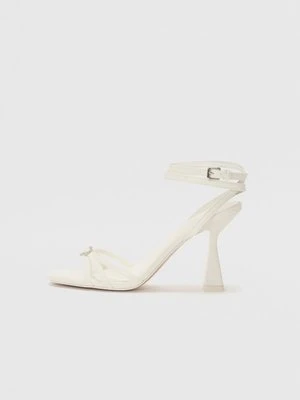 Sandały na obcasie Even&Odd