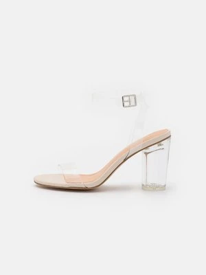 Sandały na obcasie Even&Odd