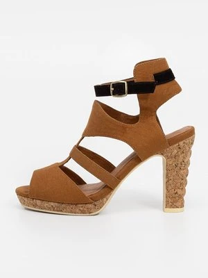 Sandały na obcasie flip*flop