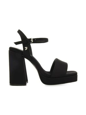 Sandały na obcasie Gioseppo