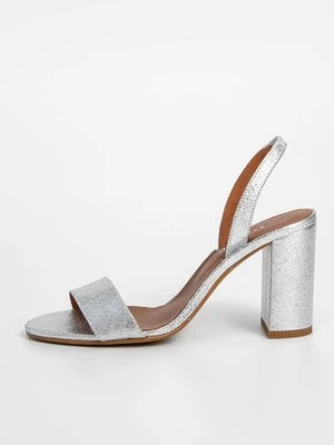 Sandały na obcasie Jonak