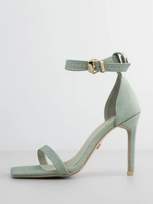 Sandały na obcasie Josh V