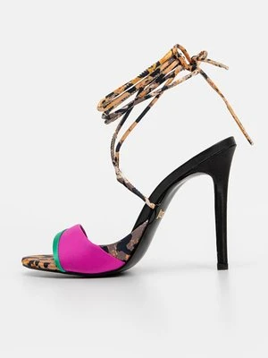 Sandały na obcasie Just Cavalli