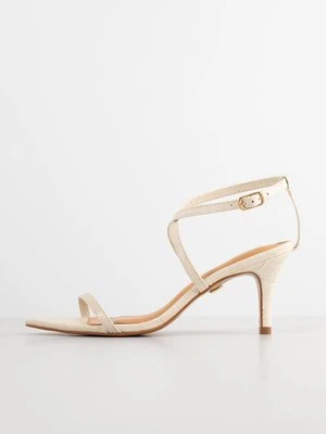 Sandały na obcasie Kazar