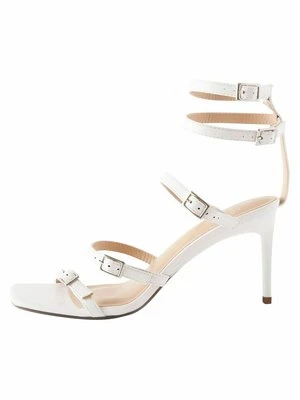 Sandały na obcasie Next