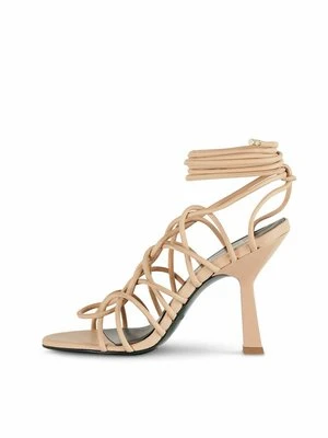 Sandały na obcasie PATRIZIA PEPE