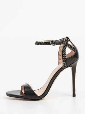 Sandały na obcasie pinko