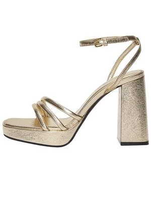 Sandały na obcasie PULL&BEAR