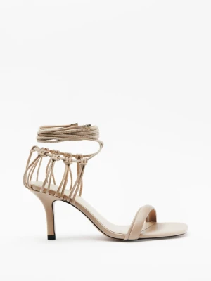 Sandały na obcasie Square Essential Fly z poprzecznymi paskami ze skóry nappa PATRIZIA PEPE