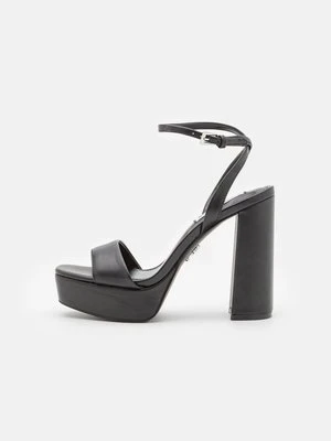 Sandały na obcasie Steve Madden
