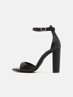 Sandały na obcasie Steve Madden