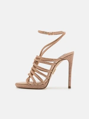 Sandały na obcasie Steve Madden