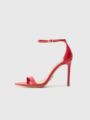 Sandały na obcasie Steve Madden