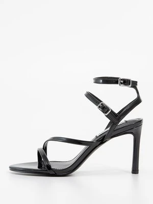 Sandały na obcasie Steve Madden czarny