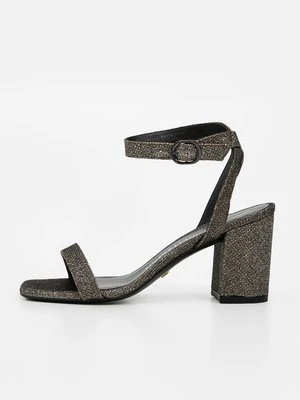 Sandały na obcasie Stuart Weitzman