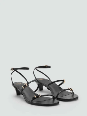 Sandały na obcasie typu kaczuszka z klamerką czarny - Kobieta - - MANGO