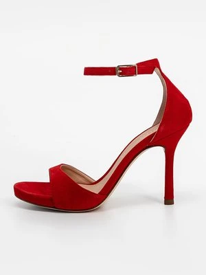 Sandały na obcasie Unisa