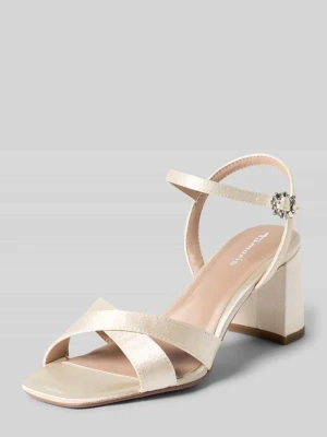 Sandały na obcasie z ozdobną klamrą tamaris