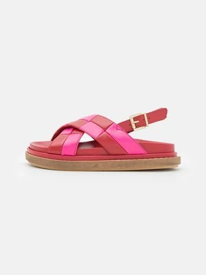 Sandały na platformie ALOHAS