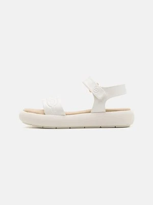 Sandały na platformie Bugatti