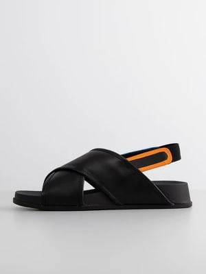 Sandały na platformie Camper