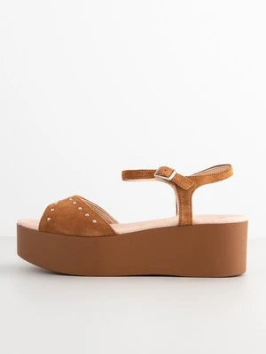 Sandały na platformie Carmela