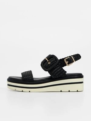 Sandały na platformie Carmela