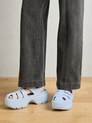 Sandały na platformie Crocs