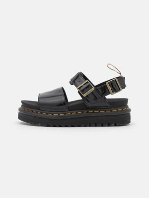 Sandały na platformie Dr. Martens