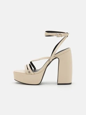 Sandały na platformie Even&Odd