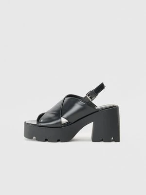 Sandały na platformie Even&Odd