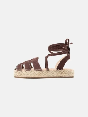 Sandały na platformie Even&Odd By Zalando koniakowy