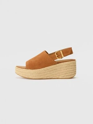 Sandały na platformie FitFlop