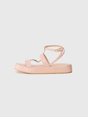 Sandały na platformie Gaudi