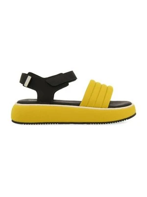 Sandały na platformie Gioseppo