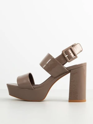Sandały na platformie Jeffrey Campbell taupe