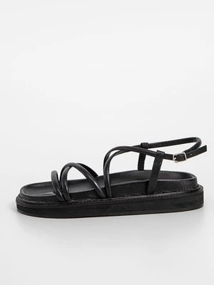 Sandały na platformie Jonak